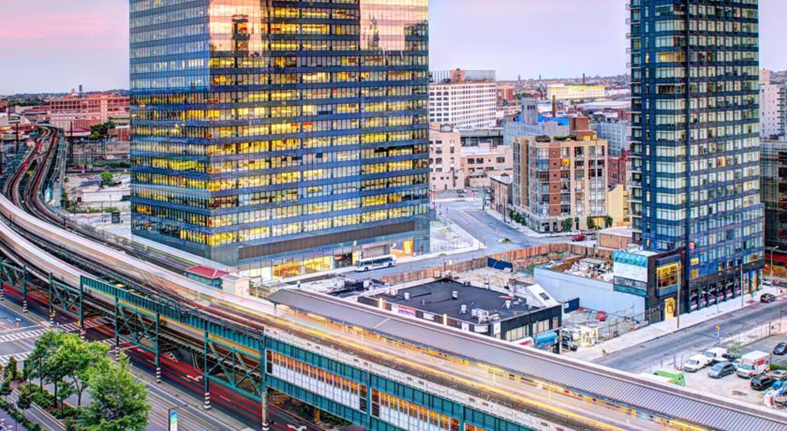 Fairfield Inn & Suites By Marriott New York Queens/Queensboro Bridge Eksteriør bilde
