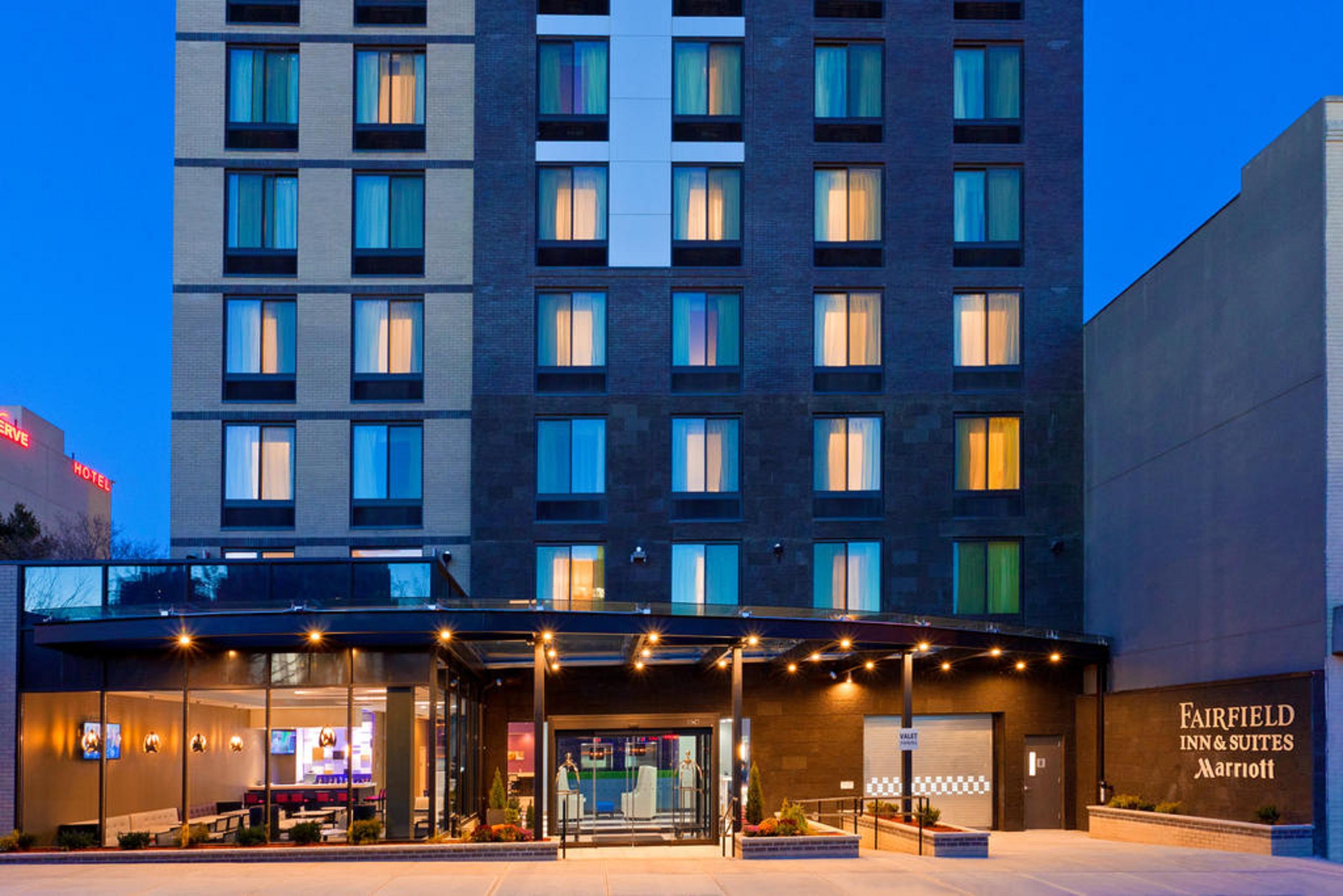 Fairfield Inn & Suites By Marriott New York Queens/Queensboro Bridge Eksteriør bilde